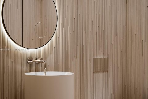 Condominio en venta en Miami Beach, Florida, 2 dormitorios № 2030144 - foto 8