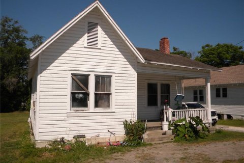 House in Ocala, Florida 2 bedrooms, 83.33 sq.m. № 1639624 - photo 1