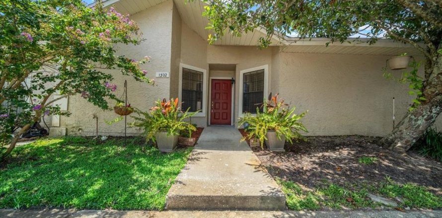 Condominio en Ocala, Florida, 2 dormitorios № 1839861