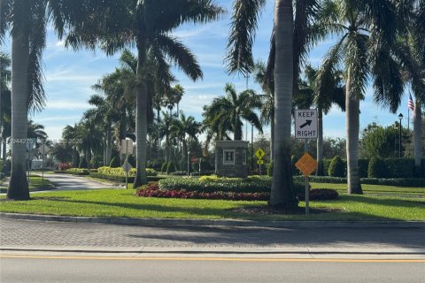 Condo in Hollywood, Florida, 2 bedrooms  № 2000737 - photo 6