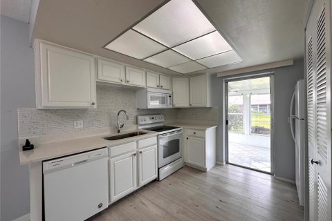 Touwnhouse à louer à Kissimmee, Floride: 2 chambres, 89.19 m2 № 2388915 - photo 10
