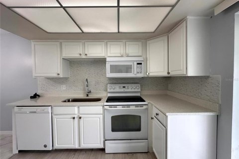Touwnhouse à louer à Kissimmee, Floride: 2 chambres, 89.19 m2 № 2388915 - photo 14