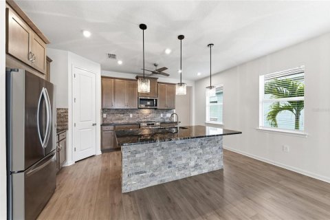 House in Venice, Florida 3 bedrooms, 156.54 sq.m. № 2214504 - photo 19
