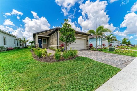 House in Venice, Florida 3 bedrooms, 156.54 sq.m. № 2214504 - photo 12