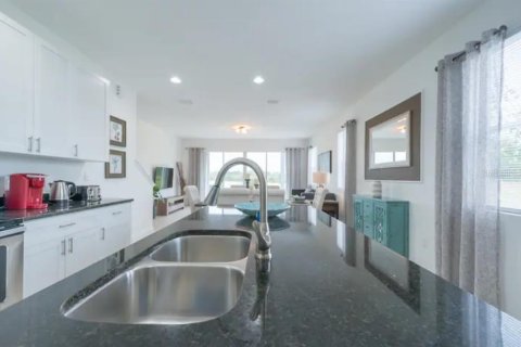 Adosado en alquiler en Davenport, Florida, 4 dormitorios, 180.97 m2 № 2210594 - foto 11