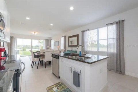 Adosado en alquiler en Davenport, Florida, 4 dormitorios, 180.97 m2 № 2210594 - foto 9