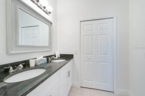 Adosado en alquiler en Davenport, Florida, 4 dormitorios, 180.97 m2 № 2210594 - foto 19