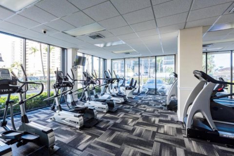 Copropriété à louer à Hallandale Beach, Floride: 2 chambres, 94.76 m2 № 2080132 - photo 15