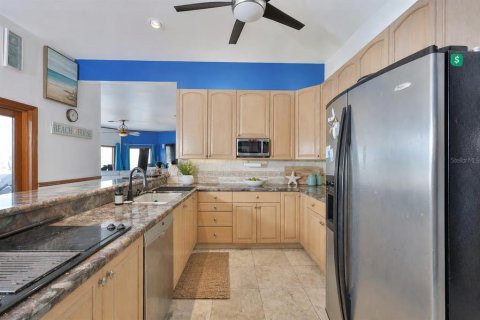 Villa ou maison à vendre à Apollo Beach, Floride: 5 chambres, 418.62 m2 № 2139626 - photo 13