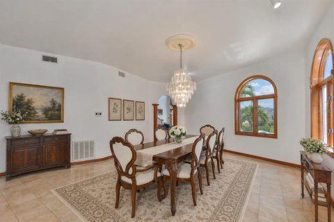 Villa ou maison à vendre à Apollo Beach, Floride: 5 chambres, 418.62 m2 № 2139626 - photo 9