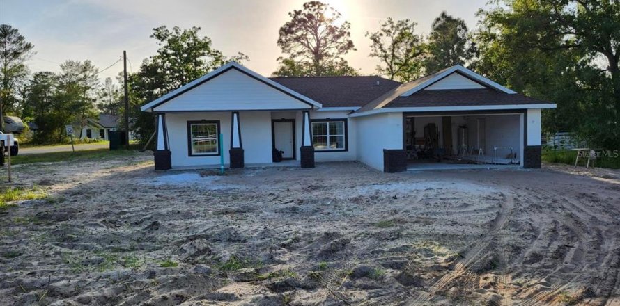 Casa en Weeki Wachee, Florida 3 dormitorios, 148.18 m2 № 1751269