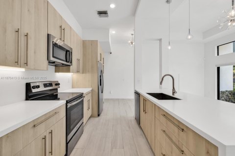 Adosado en venta en Plantation, Florida, 3 dormitorios, 155.33 m2 № 1926672 - foto 8