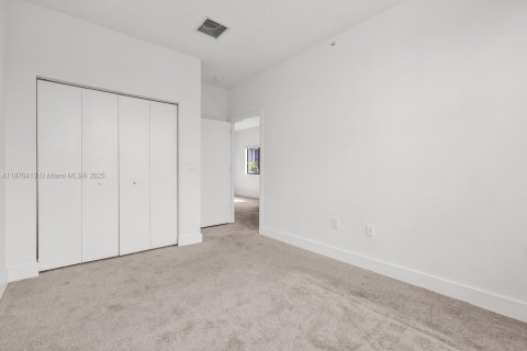 Adosado en venta en Plantation, Florida, 3 dormitorios, 155.33 m2 № 1926672 - foto 17