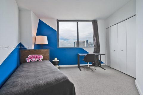 Copropriété à louer à Miami, Floride: 3 chambres, 103.12 m2 № 1941689 - photo 8