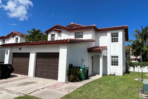 Touwnhouse à Cutler Bay, Floride 2 chambres, 99.22 m2 № 2182213