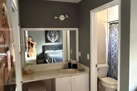 Снять в аренду кондоминиум в Майами, Флорида 2 спальни, 98.48м2, № 2026900 - фото 14