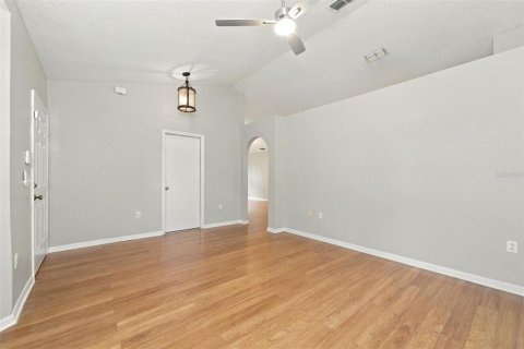 Villa ou maison à vendre à Ocoee, Floride: 4 chambres, 160.54 m2 № 2416472 - photo 8