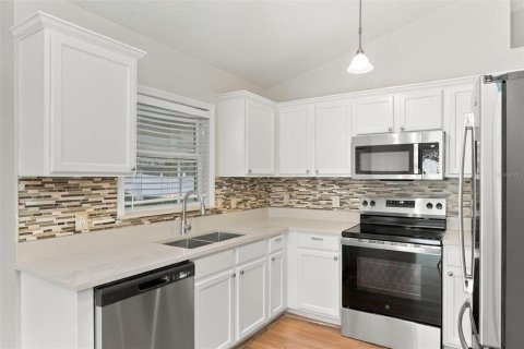 Villa ou maison à vendre à Ocoee, Floride: 4 chambres, 160.54 m2 № 2416472 - photo 18