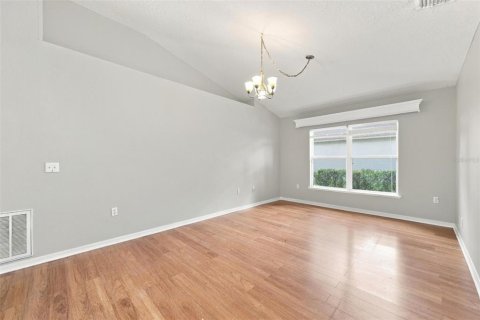 Villa ou maison à vendre à Ocoee, Floride: 4 chambres, 160.54 m2 № 2416472 - photo 12