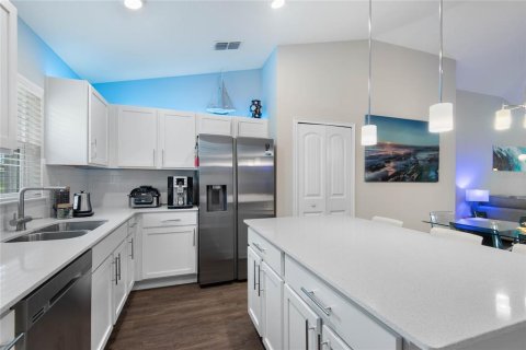 House in Palm Coast, Florida 3 bedrooms, 139.35 sq.m. № 1793997 - photo 4