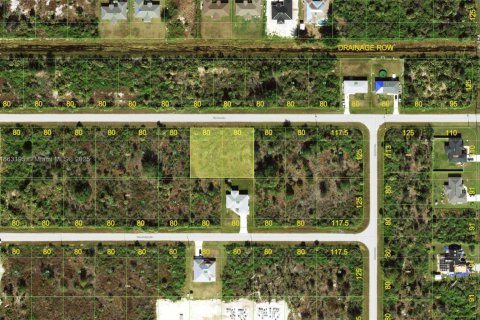 Commercial property in Port Charlotte, Florida № 1979765 - photo 8