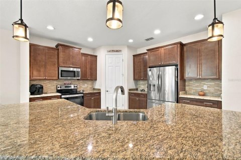 Casa en venta en Poinciana, Florida, 2 dormitorios, 183.48 m2 № 2384161 - foto 9