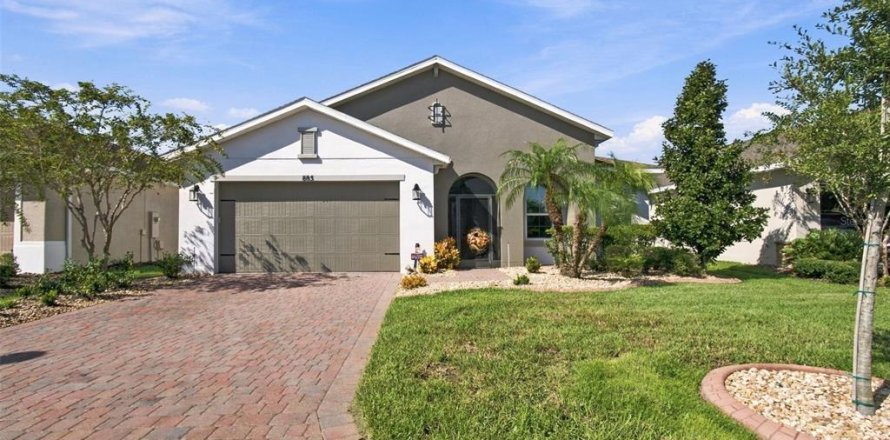 Casa en Poinciana, Florida 2 dormitorios, 183.48 m2 № 2384161