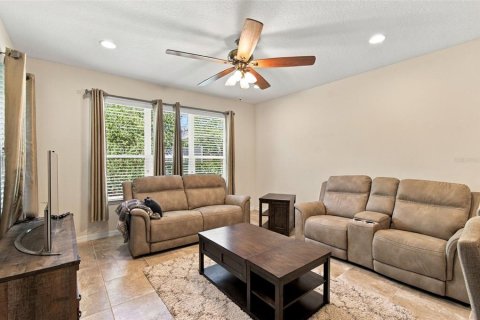 Casa en venta en Poinciana, Florida, 2 dormitorios, 183.48 m2 № 2384161 - foto 15