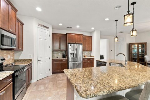Casa en venta en Poinciana, Florida, 2 dormitorios, 183.48 m2 № 2384161 - foto 11