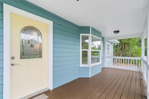 House in Land O' Lakes, Florida 4 bedrooms, 178.56 sq.m. № 2156396 - photo 17
