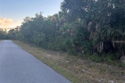 Terreno en Port Charlotte, Florida № 2164444