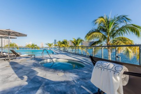 Condominio en venta en Aventura, Florida, 4 dormitorios, 243.78 m2 № 2077215 - foto 23