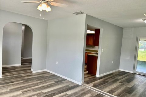 House in Wauchula, Florida 3 bedrooms, 155.05 sq.m. № 1829479 - photo 11