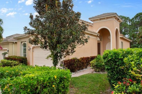 Villa ou maison à St. Lucie, Floride 3 chambres, 127.93 m2 № 2082233