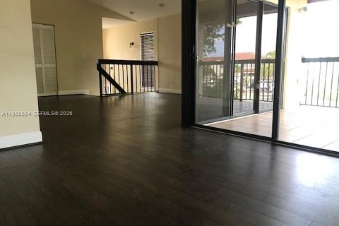 Condominio en alquiler en Miami, Florida, 2 dormitorios, 145.86 m2 № 2008529 - foto 16