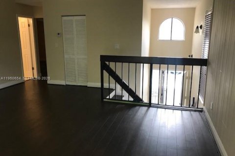 Condominio en alquiler en Miami, Florida, 2 dormitorios, 145.86 m2 № 2008529 - foto 20