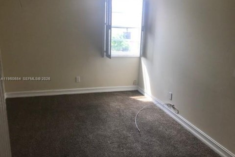 Condominio en alquiler en Miami, Florida, 2 dormitorios, 145.86 m2 № 2008529 - foto 8