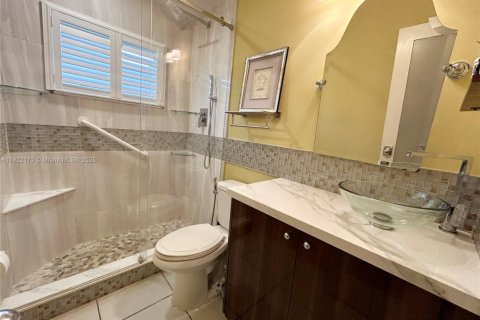 Casa en venta en Tamarac, Florida, 2 dormitorios, 146.88 m2 № 1976062 - foto 12