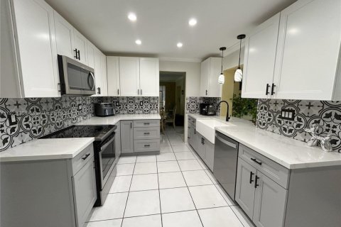 Casa en venta en Tamarac, Florida, 2 dormitorios, 146.88 m2 № 1976062 - foto 6