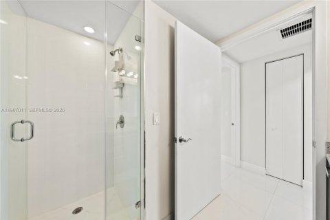 Copropriété à vendre à Miami, Floride: 3 chambres, 138.05 m2 № 2030961 - photo 19