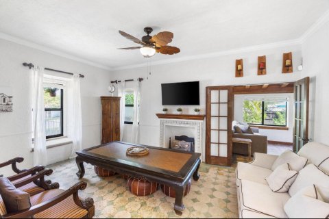 Casa en venta en West Palm Beach, Florida, 4 dormitorios, 256.22 m2 № 2158563 - foto 7