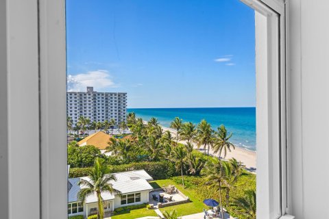 Condo in Highland Beach, Florida, 2 bedrooms № 2082200 - photo 24