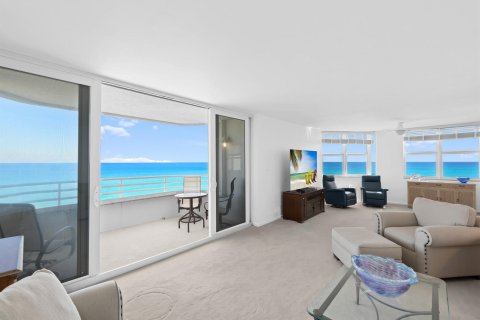 Condo in Highland Beach, Florida, 2 bedrooms № 2082200 - photo 2