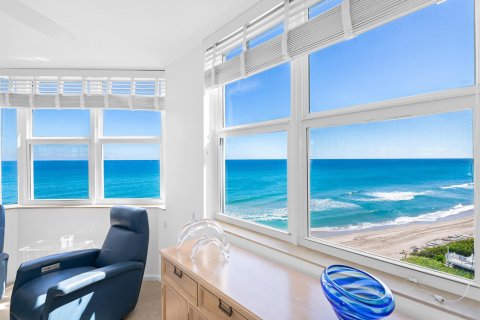 Condo in Highland Beach, Florida, 2 bedrooms № 2082200 - photo 4
