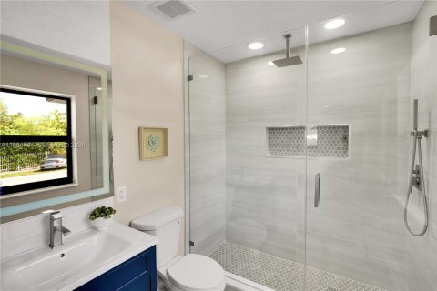 Купить виллу или дом в Майами-Шорс, Флорида 3 спальни, 132.11м2, № 2045826 - фото 9