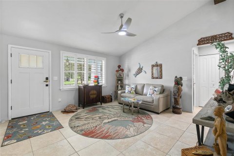 House in Edgewater, Florida 3 bedrooms, 167.78 sq.m. № 1900018 - photo 27