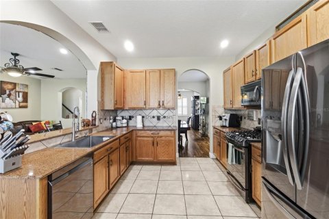 House in Trinity, Florida 5 bedrooms, 317.73 sq.m. № 2101812 - photo 20