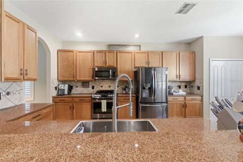House in Trinity, Florida 5 bedrooms, 317.73 sq.m. № 2101812 - photo 17