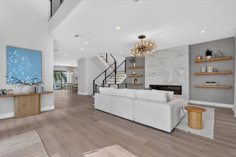 Casa en venta en Redington Shores, Florida, 4 dormitorios, 416.11 m2 № 2315052 - foto 10