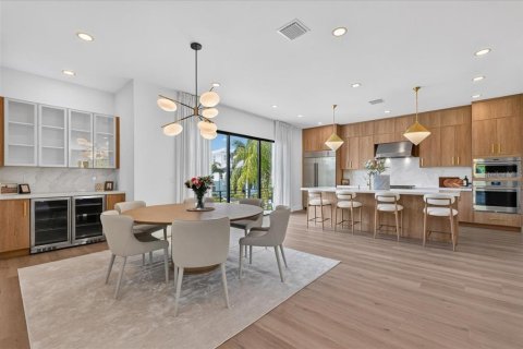 Casa en venta en Redington Shores, Florida, 4 dormitorios, 416.11 m2 № 2315052 - foto 28